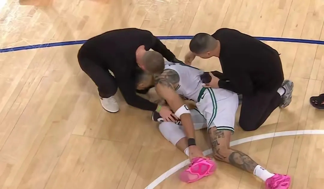 包含詹皇领军击败火箭，东部半决赛再下一城的词条