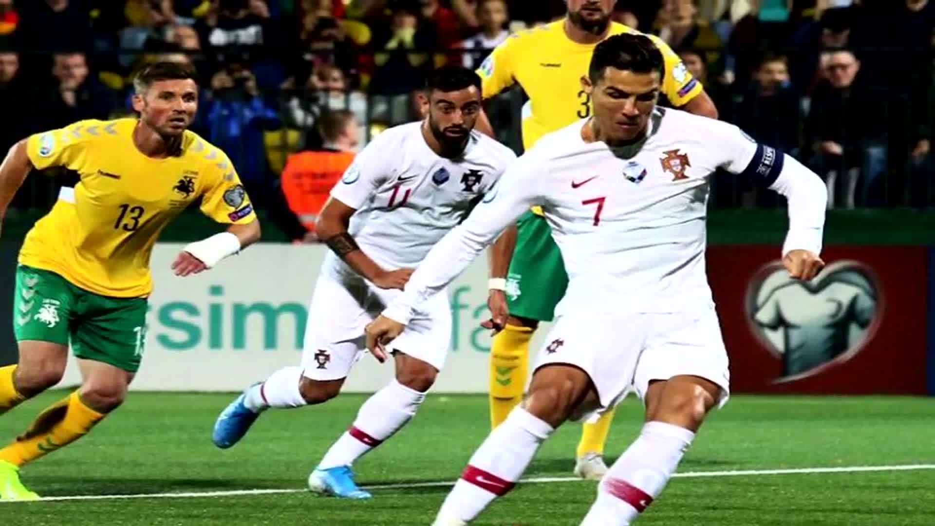 开云官网-蘇格蘭在欧预赛中战平立陶宛争夺平局