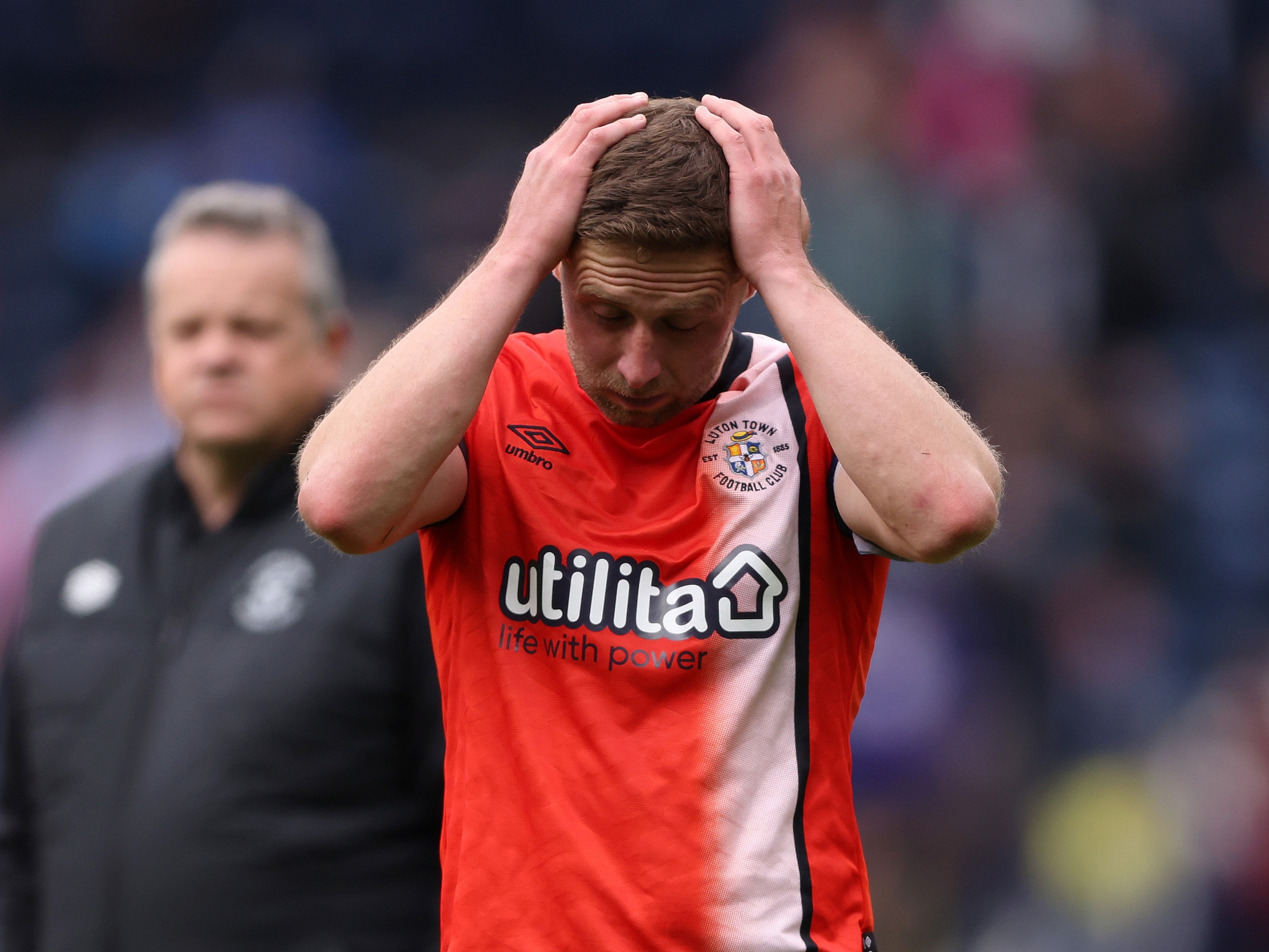 利兹联主场告捷,逐渐脱离降级区 利兹联主场告捷,逐渐脱离降级区