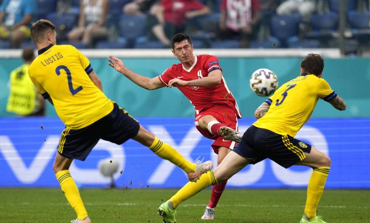 包含欧预赛热门球队出征,备战训练密集有序的词条 包含欧预赛热门球队出征,备战训练密集有序的词条