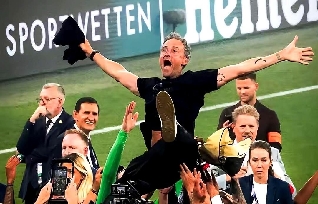 曼城教练组展望下一场比赛,球员士气高涨 曼城教练组展望下一场比赛,球员士气高涨