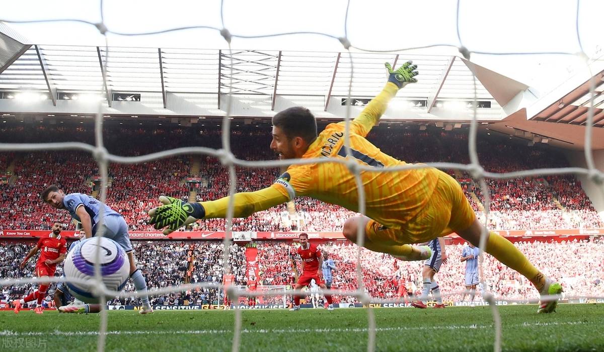 利物浦主场惨败,温格狂赞对手表现 利物浦主场惨败,温格狂赞对手表现