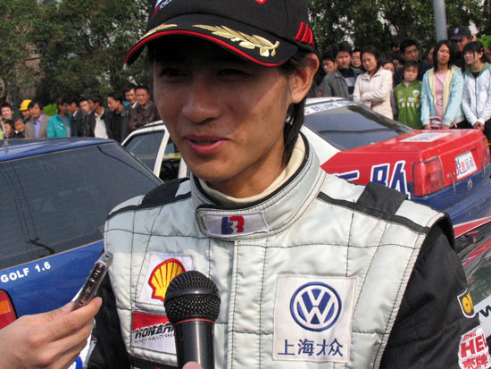 开云体育登录-包含上海名将赢得掌声，实力傲视群雄的词条