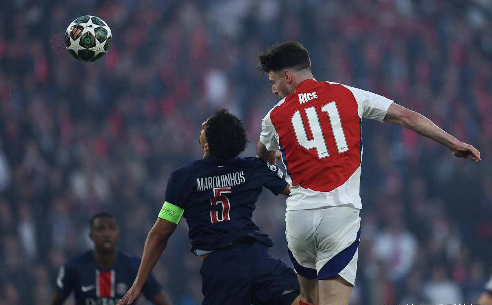 法国队在欧锦赛上演逆转，挺进四强