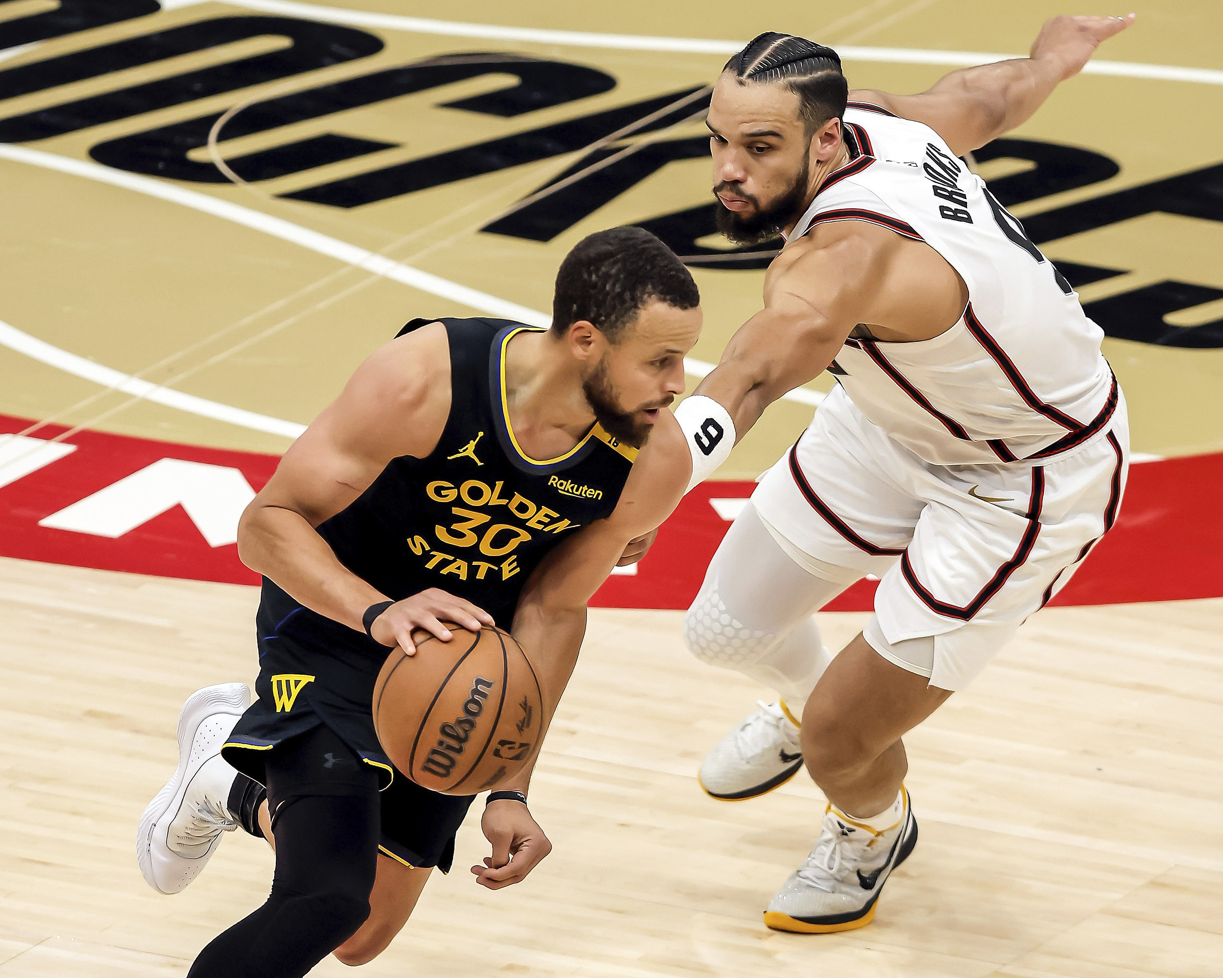 开云体育官网-勇士大胜猛龙，东部半决赛带入抢七的简单介绍