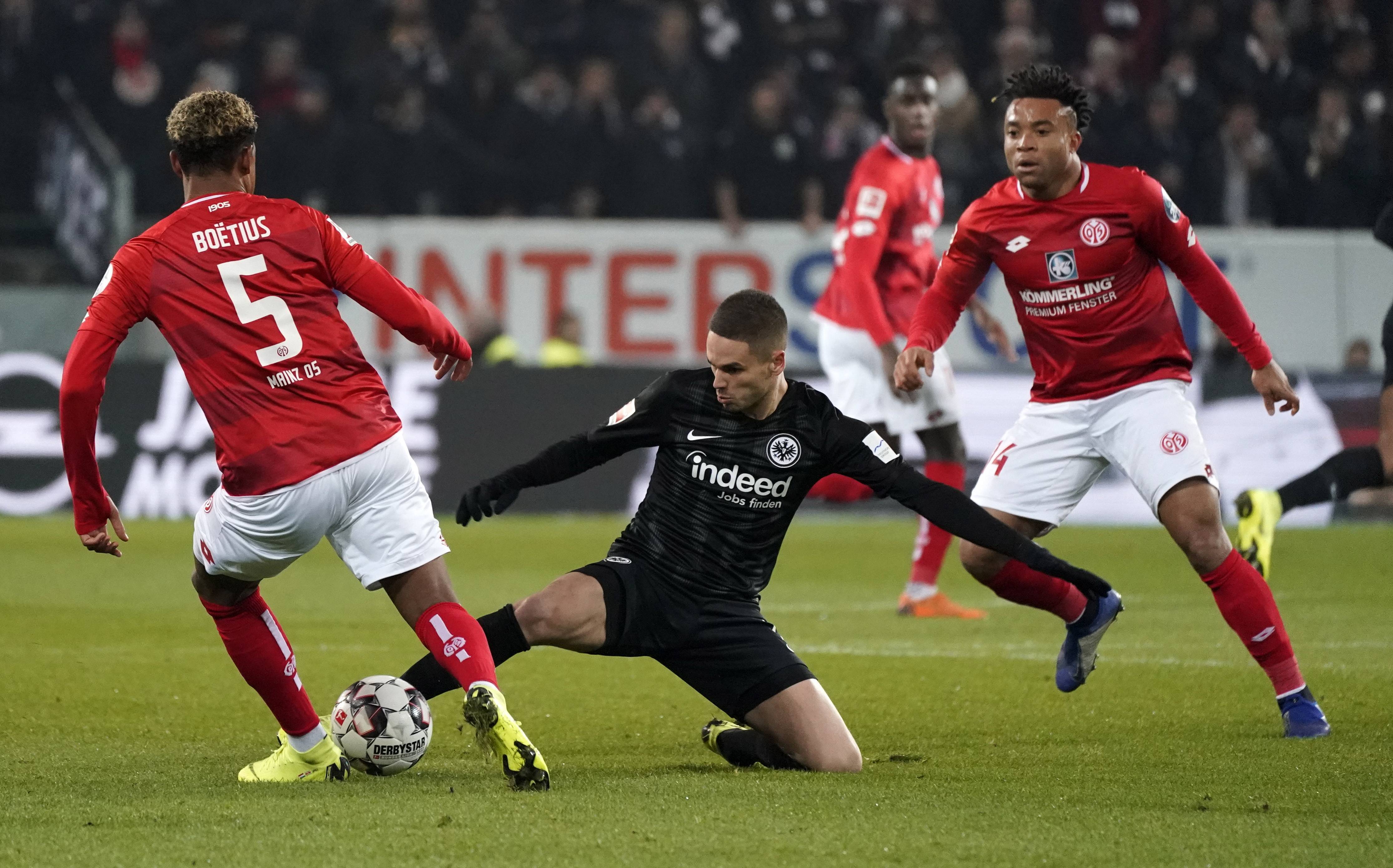 开云体育官方网站-包含霍芬海姆主场惨败勒沃库森，保级形势严峻的词条