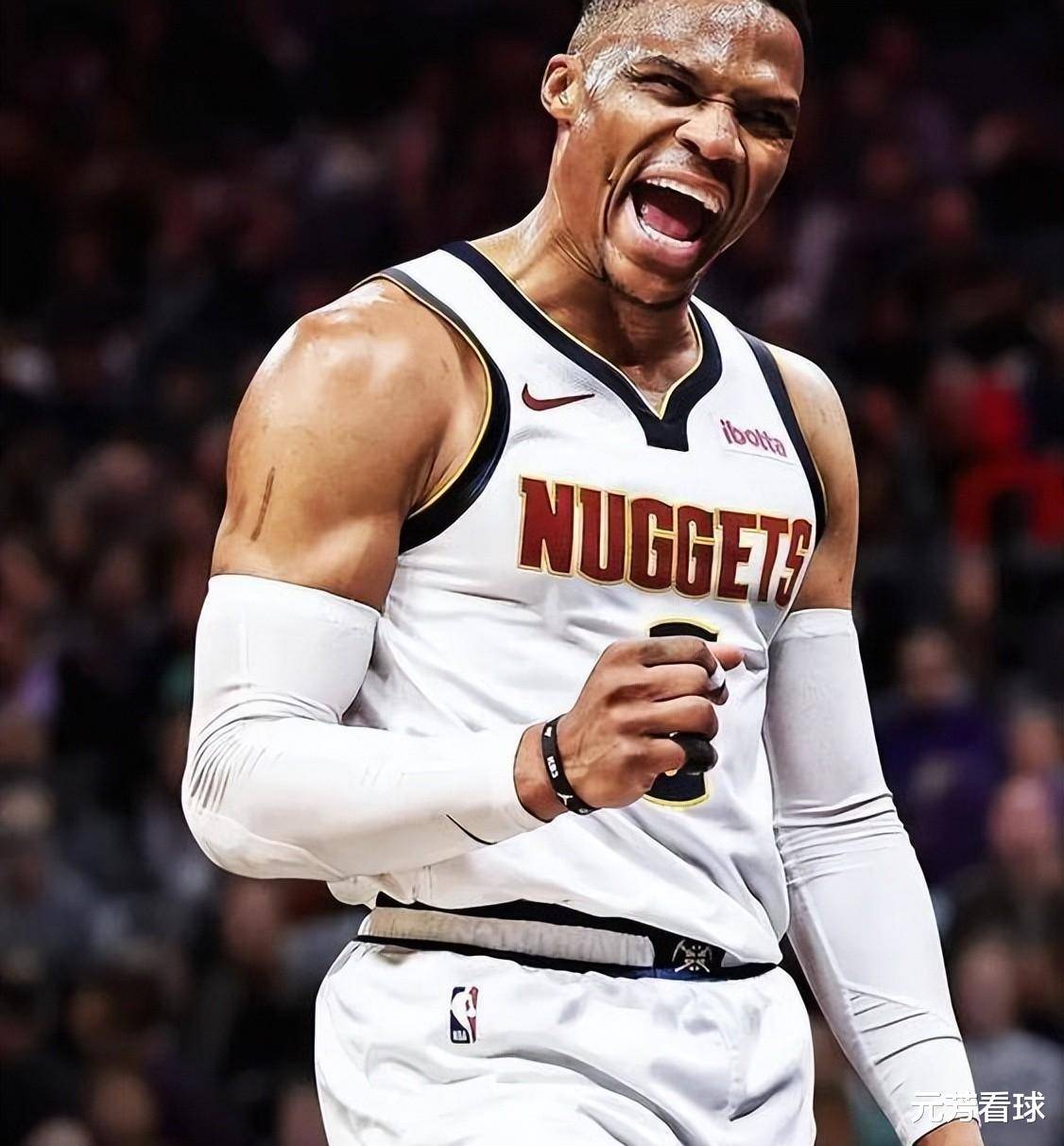 掘金前场火力强大,成为强队之一 掘金前场火力强大,成为强队之一