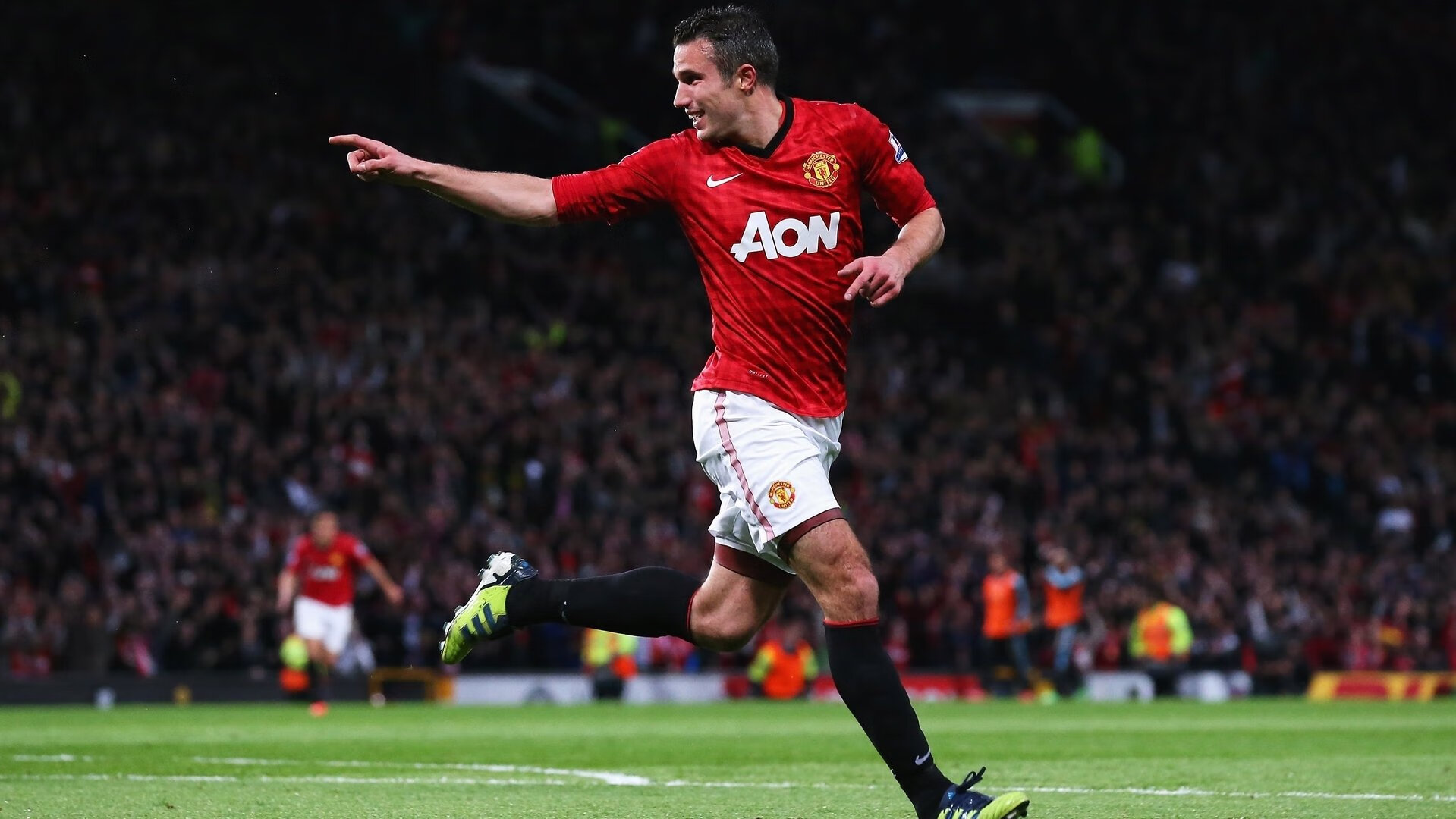 姆巴佩一骑绝尘，南美劲旅生死突围，绿茵场上的闪电与十二年轮回